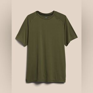 Banana Republic BR Sport Plain Army Green Tees T-shirt - Large